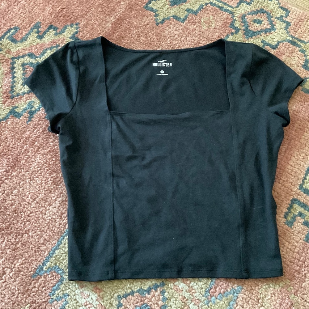 Hollister black Women’s crop top size M